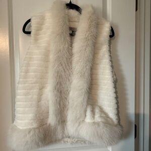Kaleidoscope Accessories Faux Fur Vest Sz: One Size